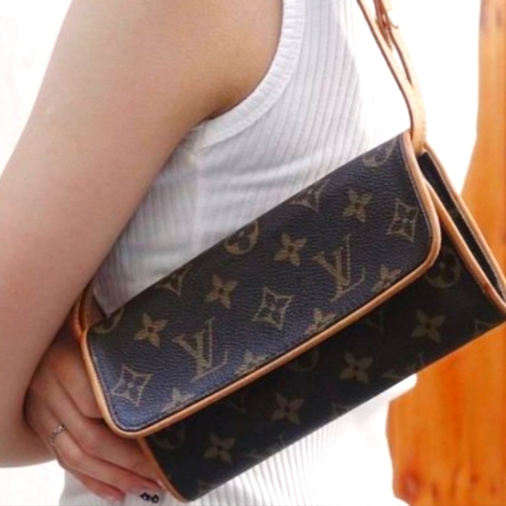 Louis Vuitton Pochette Twin PM Monogrammed